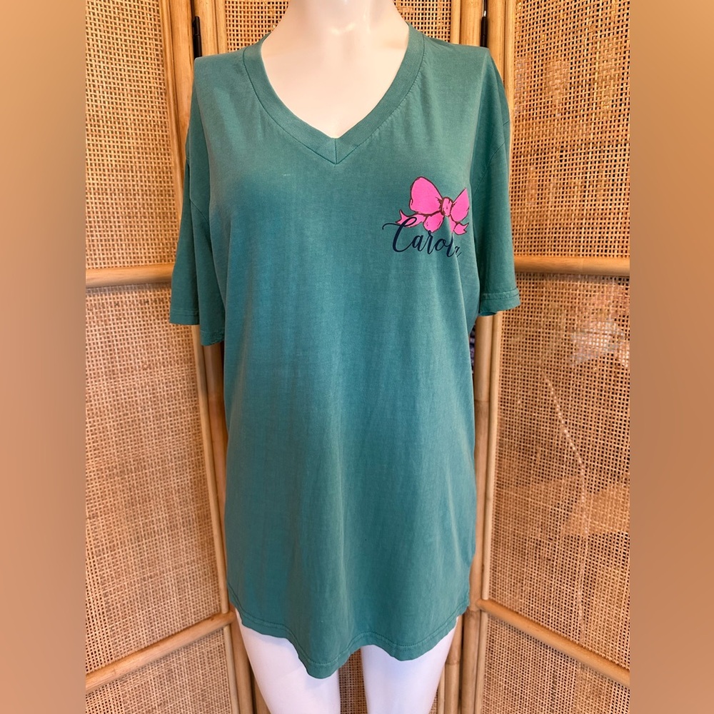Press box green v neck tshirt Tarheels size small